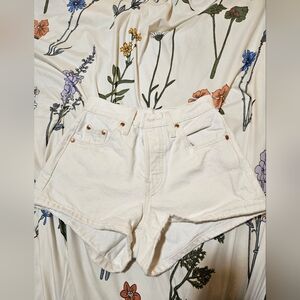 Levi's Women's Cream Jean Shorts